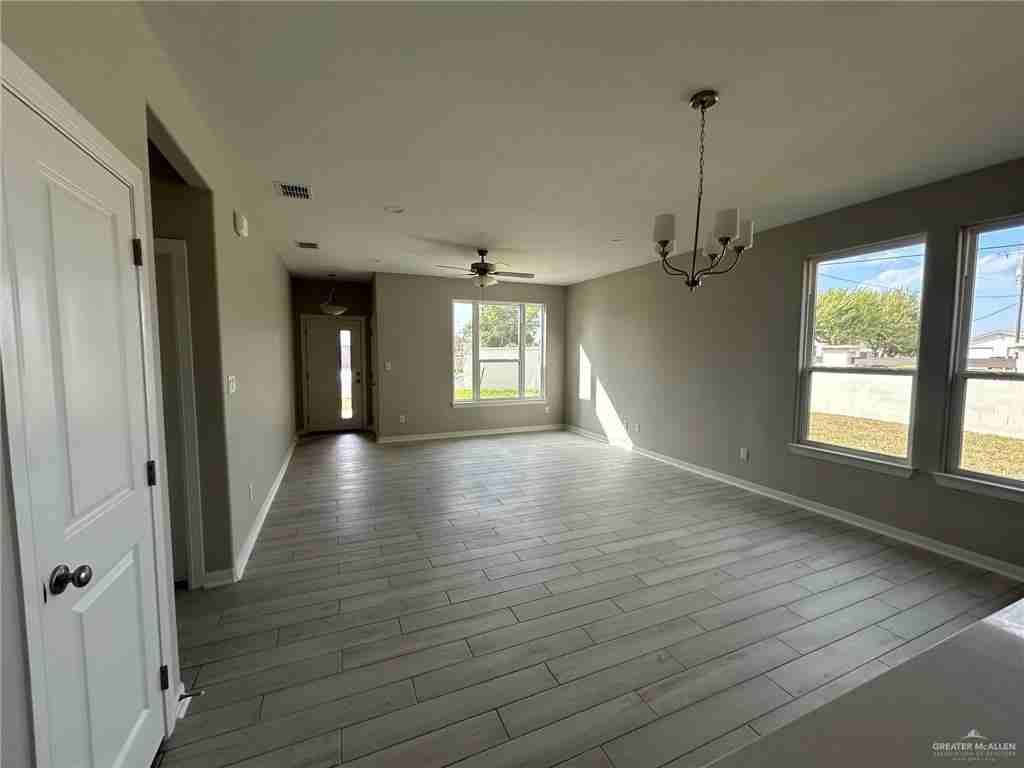 3524 Emory Ave - Photo 6 of 11