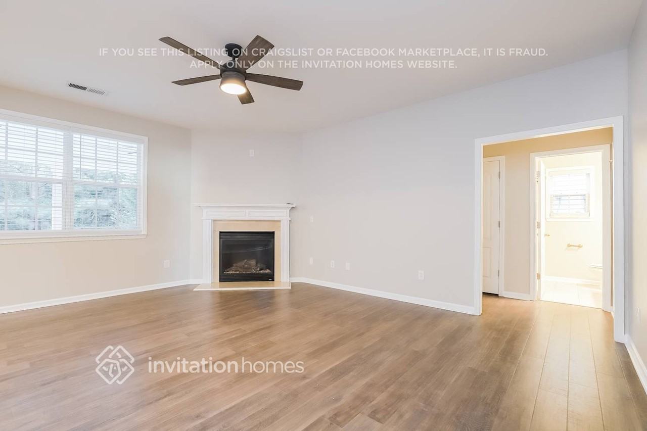 158 Diamond Ridge Ave - Photo 4 of 18