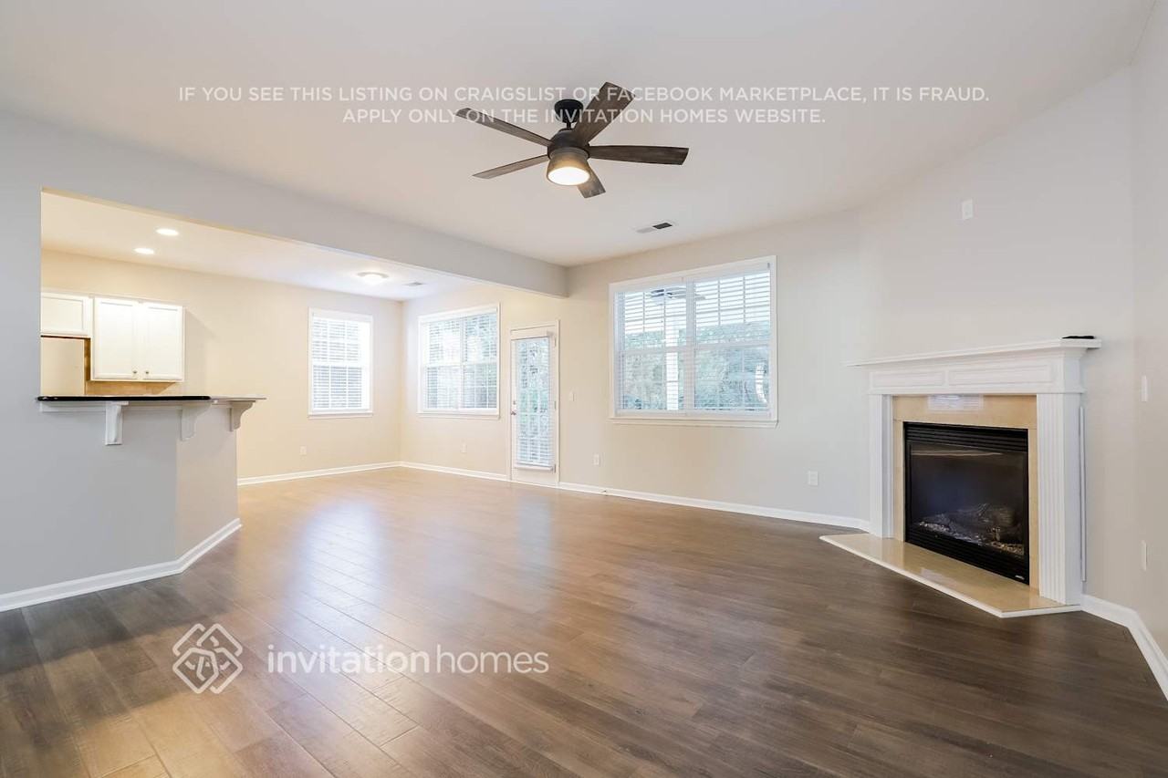 158 Diamond Ridge Ave - Photo 5 of 18