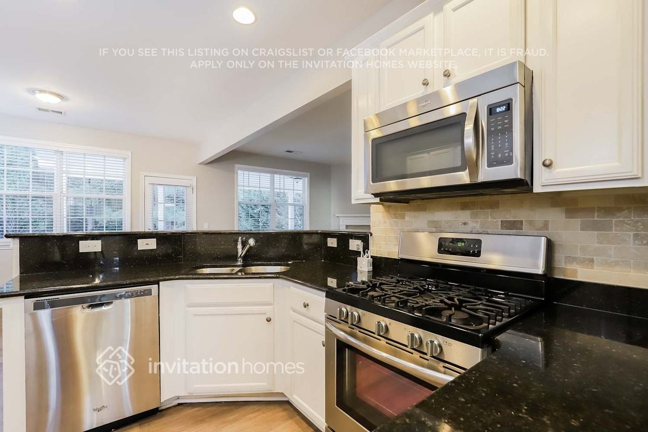 158 Diamond Ridge Ave - Photo 6 of 18