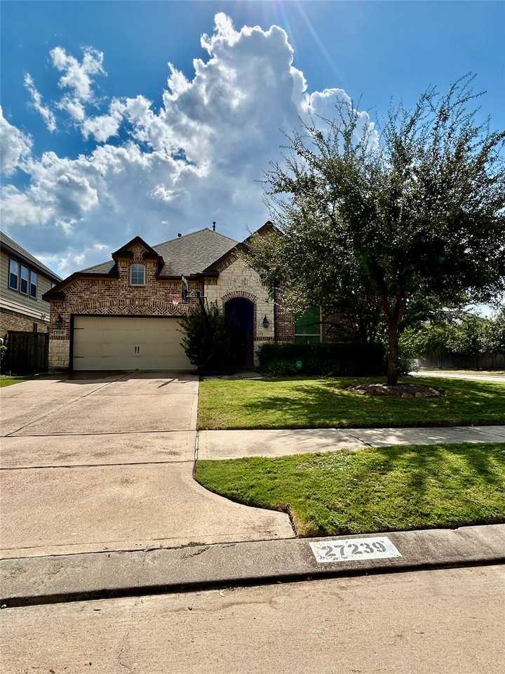 27239 Aspen Falls Ln