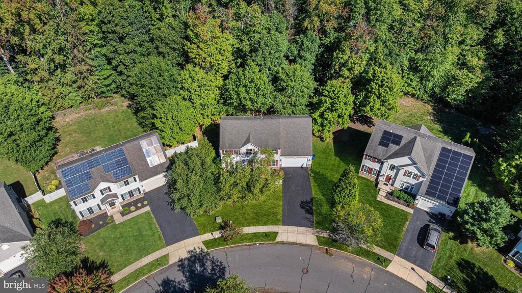 406 Arnold Dr - Photo 2 of 47