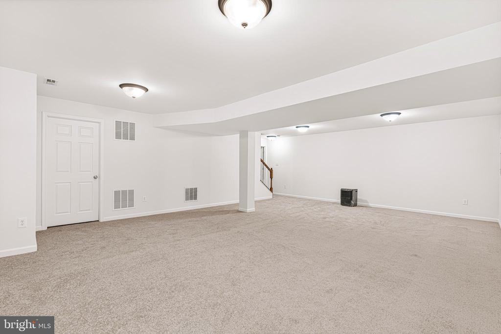 406 Arnold Dr - Photo 6 of 47