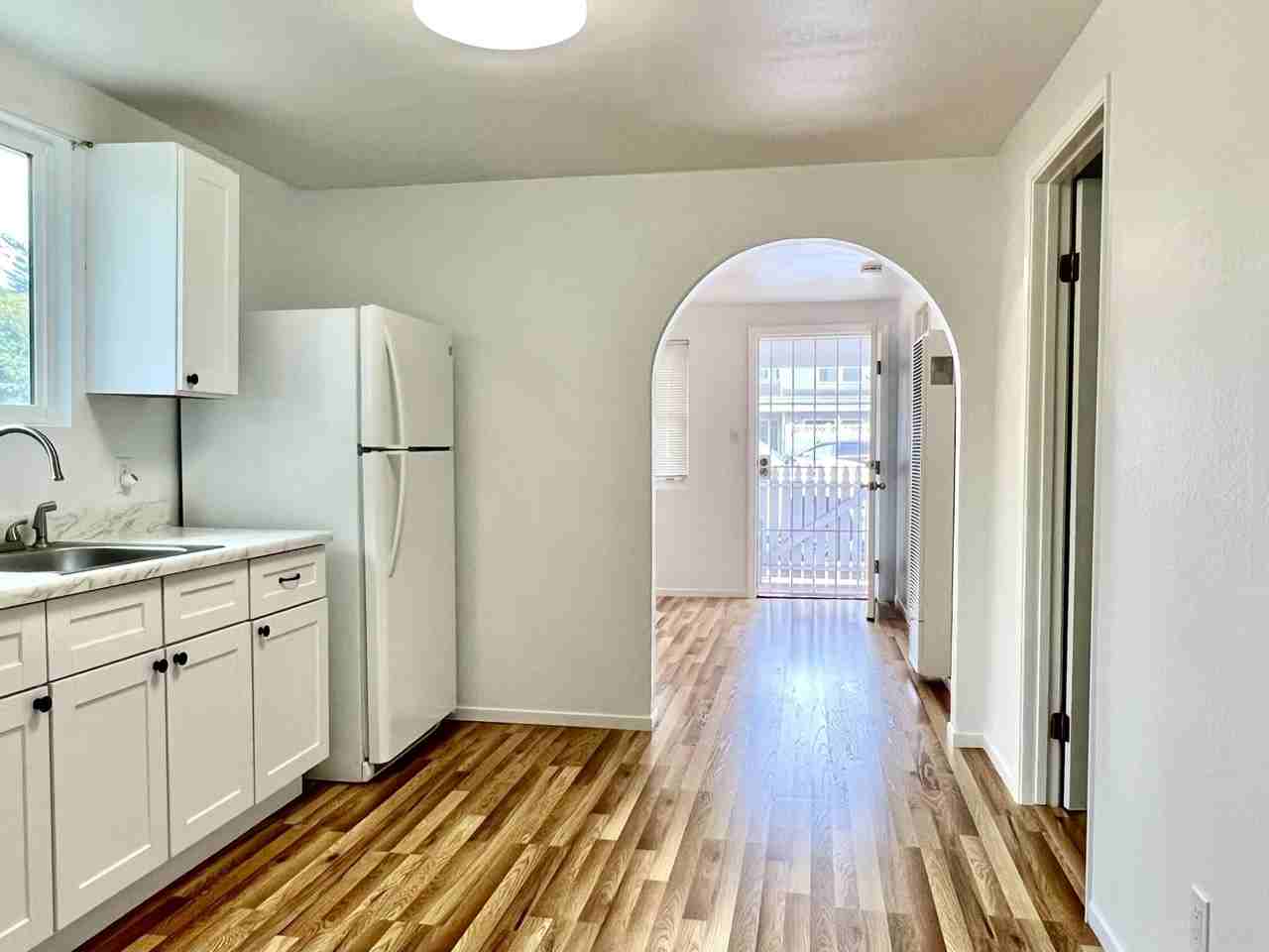 4512 Carpinteria Ave - Photo 5 of 21