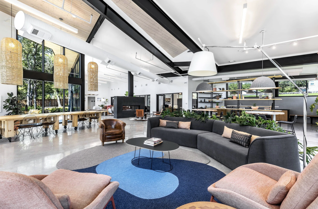 6920 Menchaca Road - Photo 6 of 11