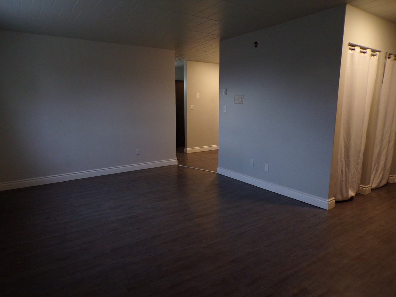 1085 Brock St #205 - Photo 5 of 11