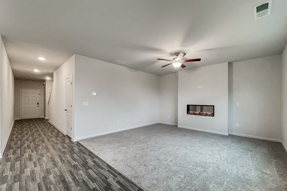 327 Hamilton Pointe Dr - Photo 5 of 17