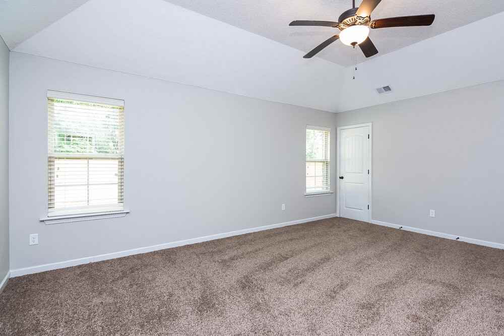 9450 Eckley Place - Photo 5 of 15