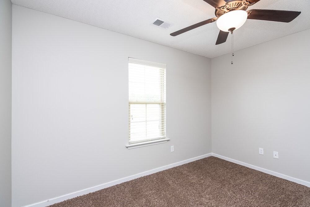 9450 Eckley Place - Photo 7 of 15