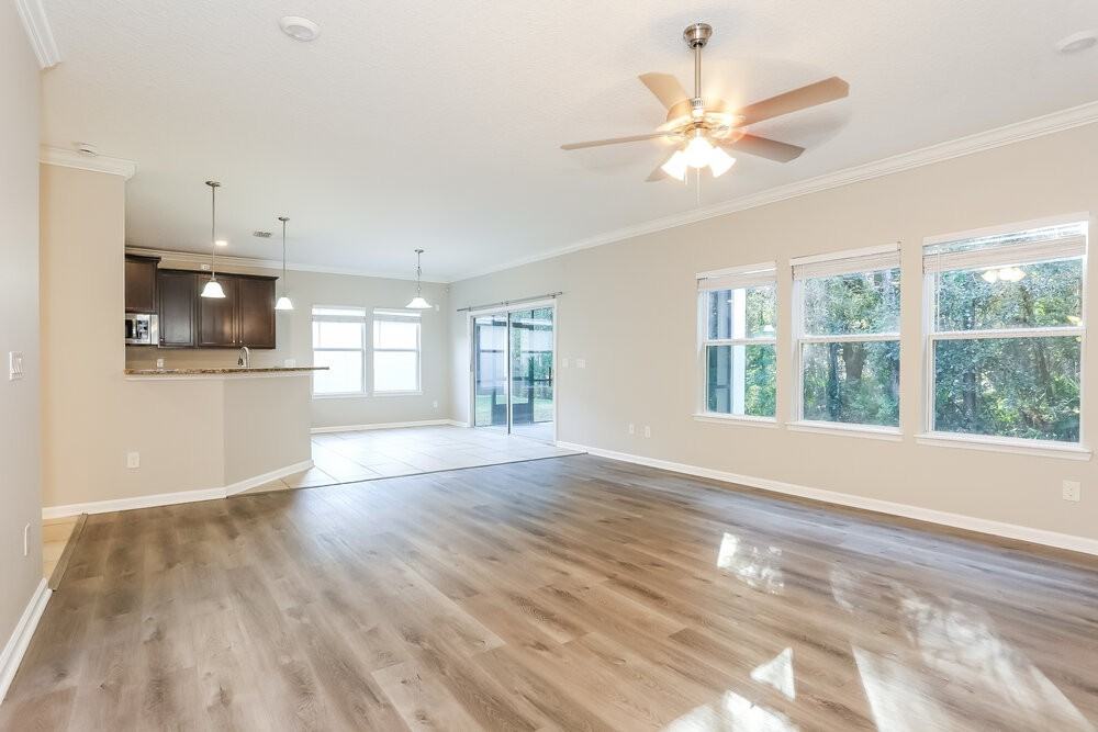 15928 Baxter Creek Dr - Photo 5 of 17