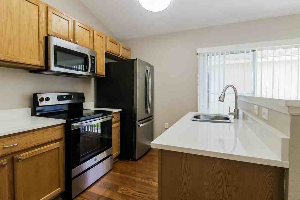 3642 Fyfield Ct - Photo 7 of 16