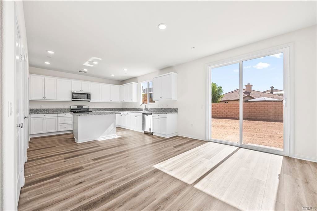 12511 Ava Loma St - Photo 4 of 8