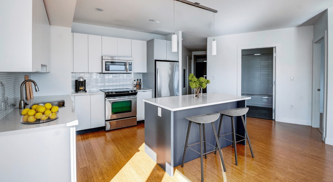 120 Kingston St #0606 - Photo 3 of 8