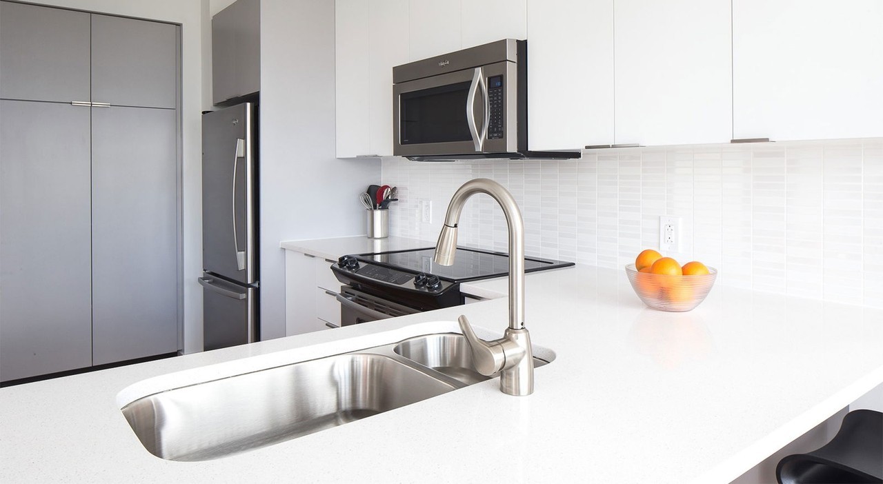 120 Kingston St #0606 - Photo 7 of 8