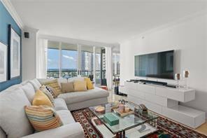 Se Yacht Club Cir - Photo 5 of 8