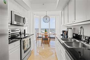 Se Yacht Club Cir - Photo 7 of 8