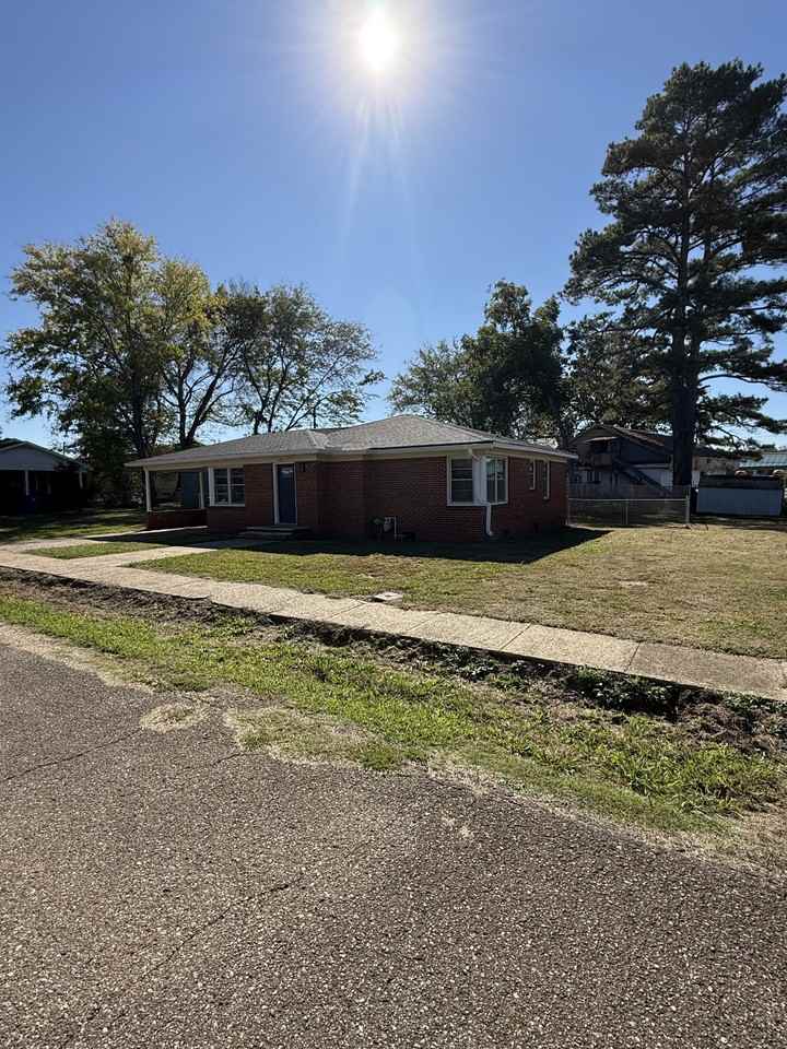 70 Tucker St - Photo 3 of 7