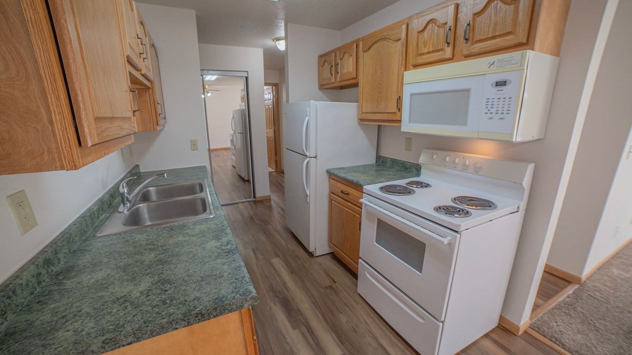 Northwood Commons - Photo 3 of 23