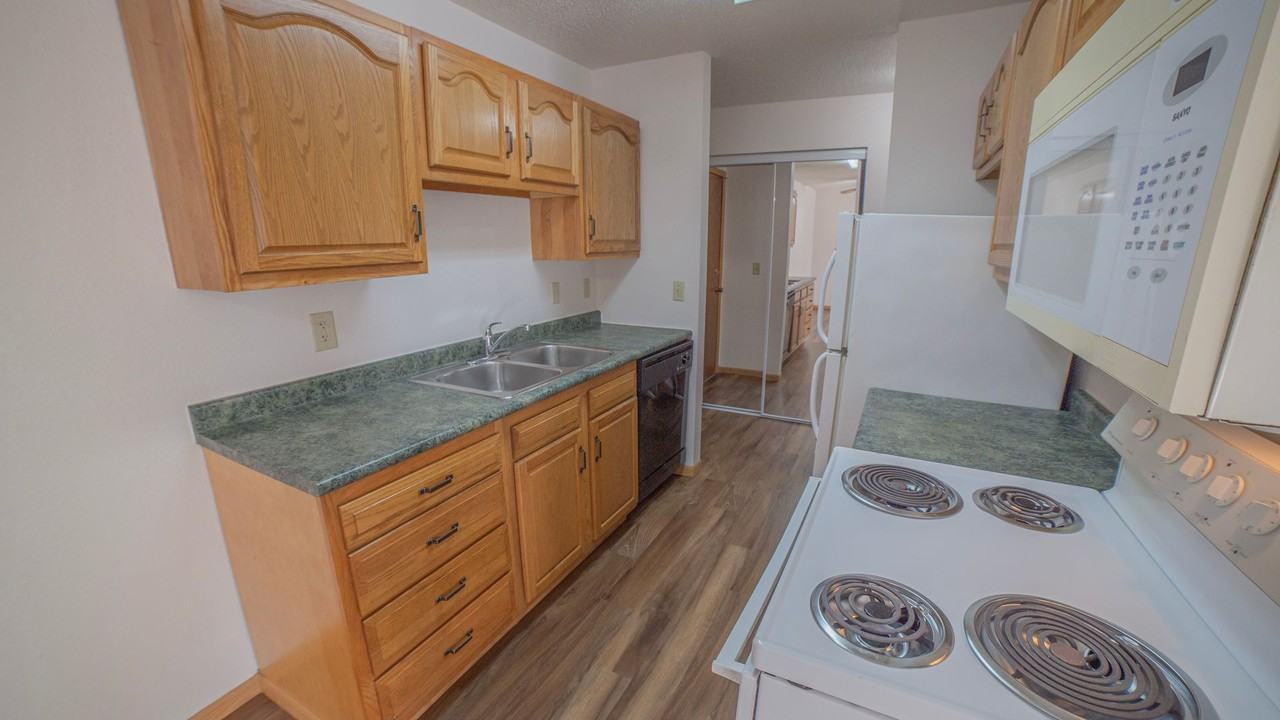 Northwood Commons - Photo 4 of 23