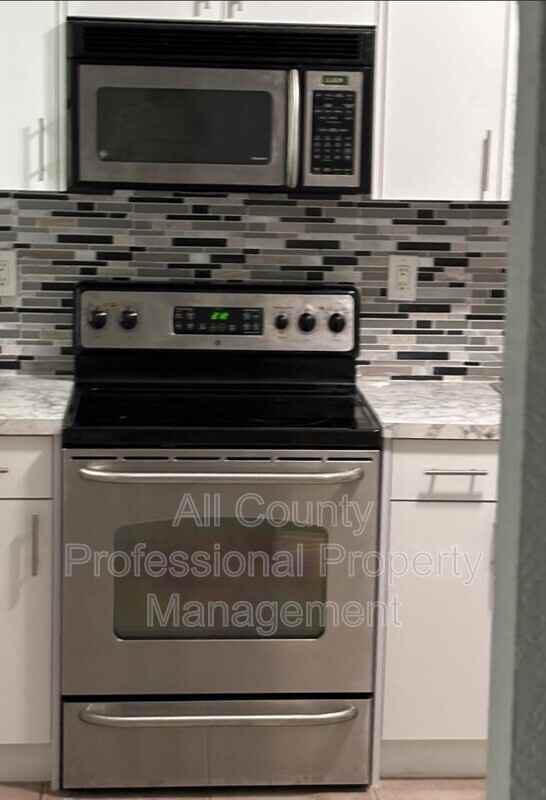 407 Se 3rd Ave #B - Photo 6 of 6