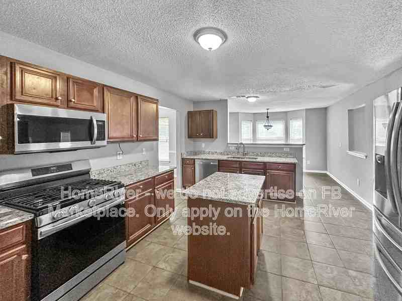 2053 Reflective Waters Rd - Photo 2 of 24