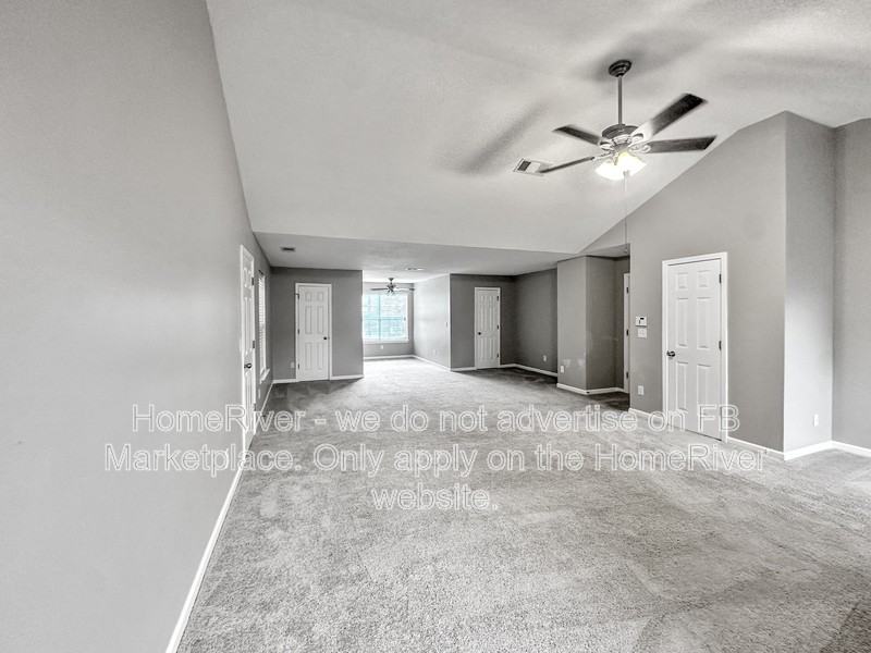 2053 Reflective Waters Rd - Photo 7 of 24