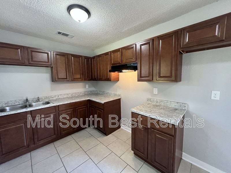 3201 Old Horn Lake Rd - Photo 4 of 10