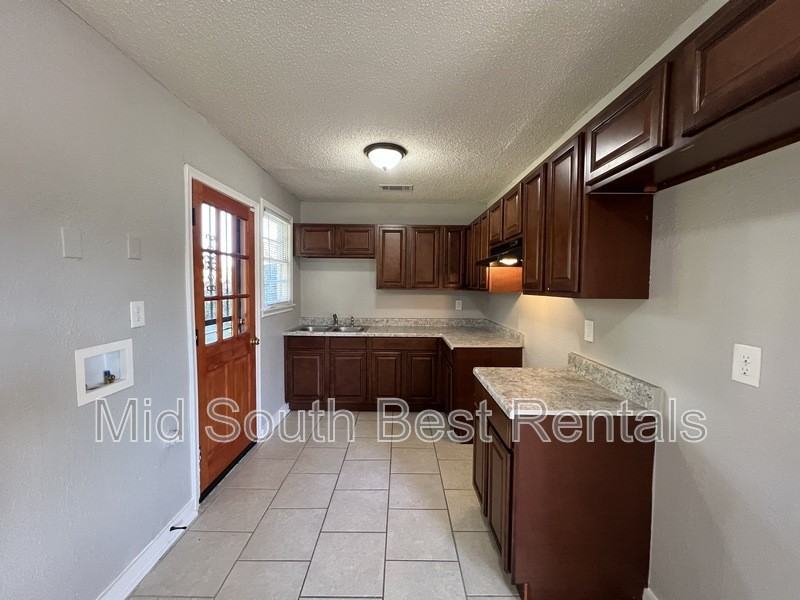 3201 Old Horn Lake Rd - Photo 5 of 10