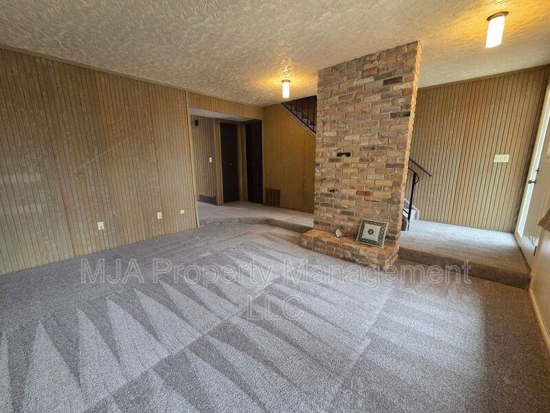 1165 Edgewood Dr #10 - Photo 2 of 43