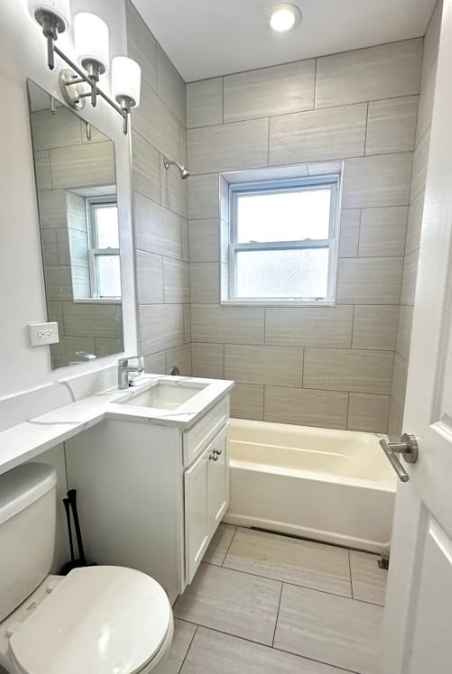 W Lunt Ave & N Sheridan Rd - Photo 5 of 5