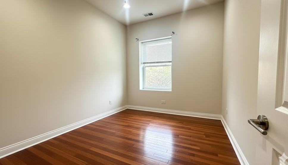 W Lunt Ave & N Sheridan Rd - Photo 3 of 5