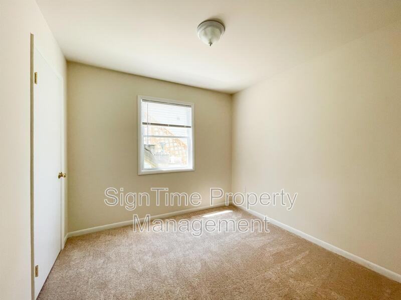 227 Wakefield Rd - Photo 6 of 20