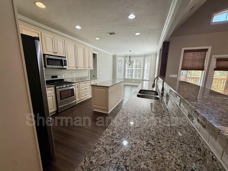 4239 Windslow Dr - Photo 4 of 29