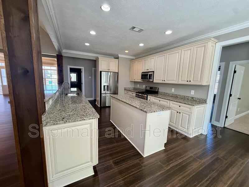 4239 Windslow Dr - Photo 5 of 29