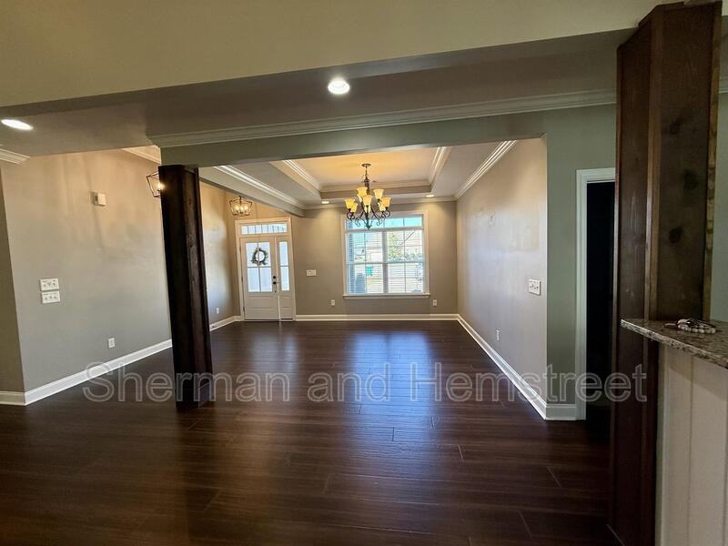 4239 Windslow Dr - Photo 6 of 29