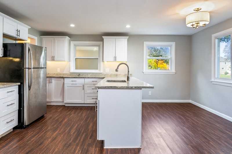 175 Long Acre Rd - Photo 2 of 10