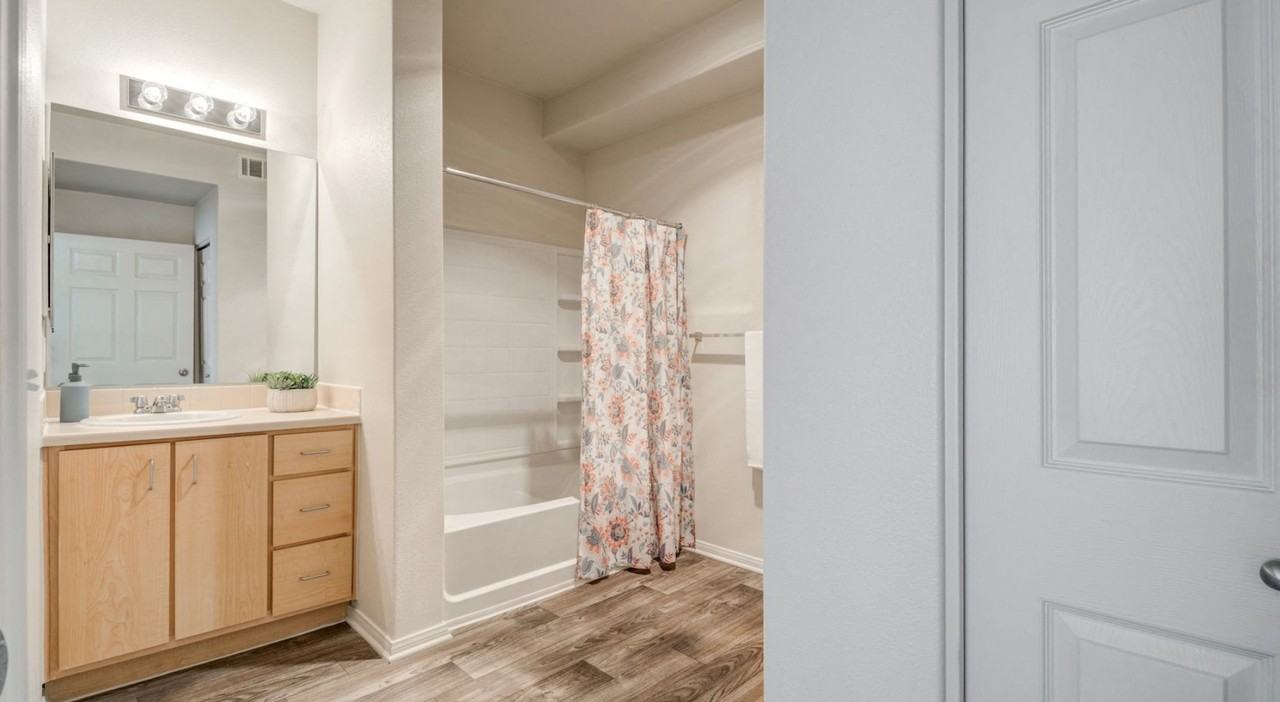 Sterling Pointe - Photo 7 of 19