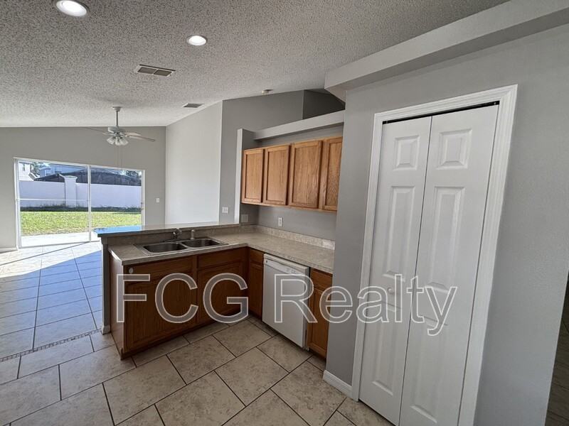 715 Piermont Drive - Photo 3 of 14