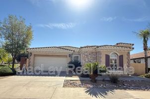 featured image of 2311 E Honeysuckle Pl