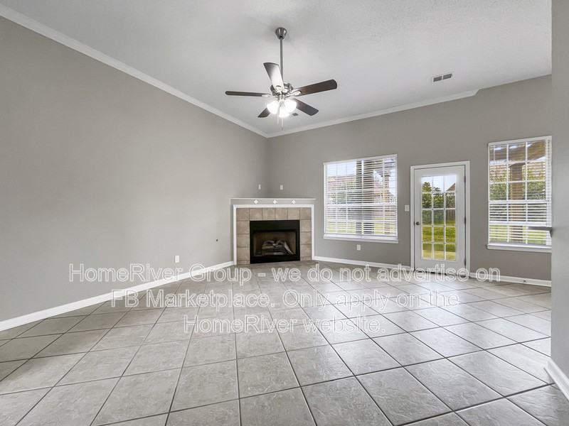 2862 Pinnacle Dr - Photo 2 of 21