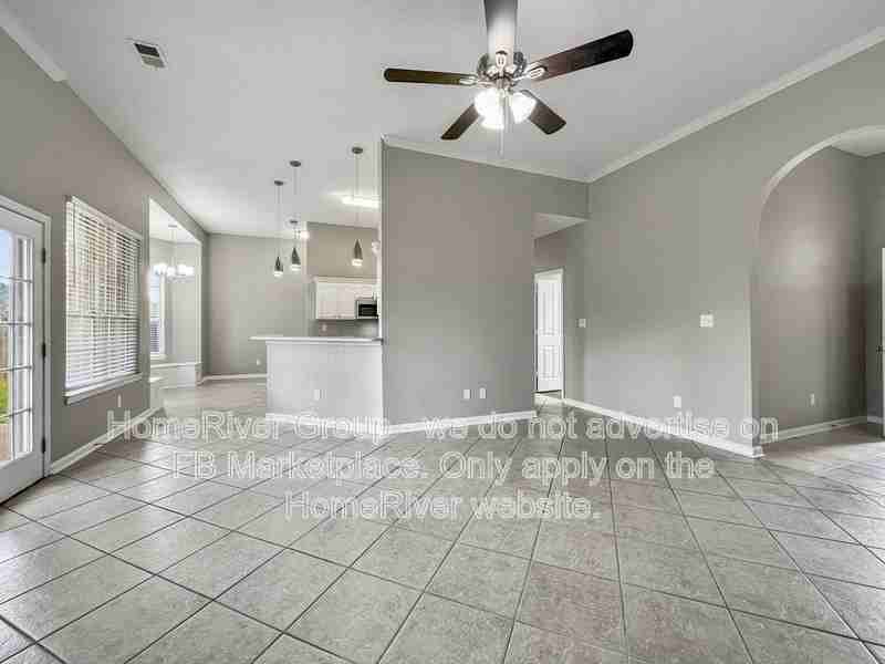 2862 Pinnacle Dr - Photo 3 of 21