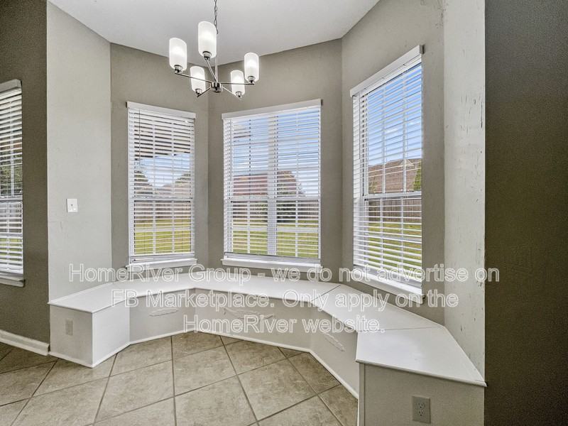 2862 Pinnacle Dr - Photo 4 of 21