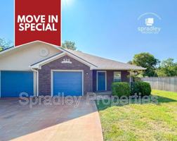 featured image of 525B Pepper Spring Ct