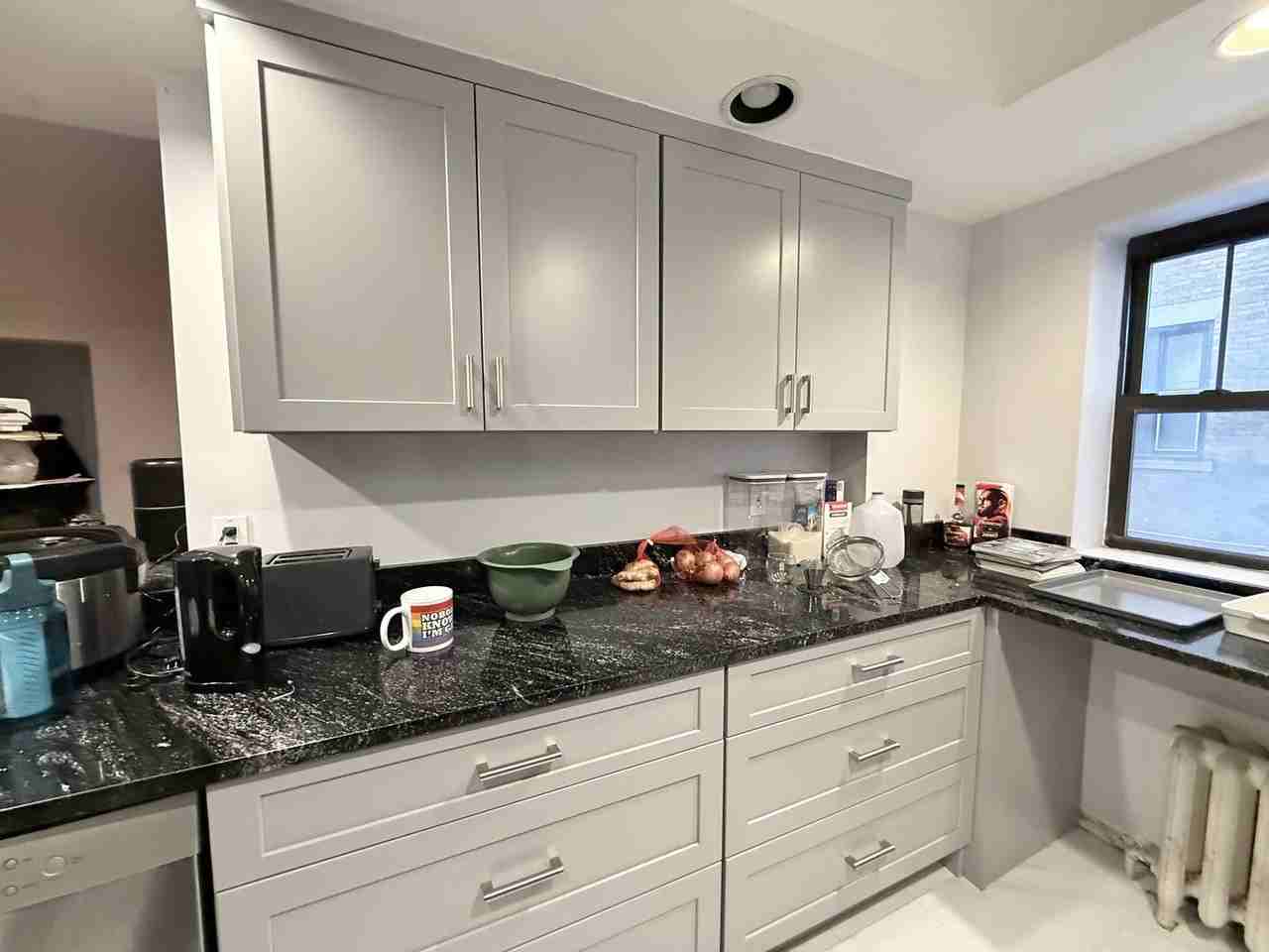 450 Park Dr - Photo 3 of 25