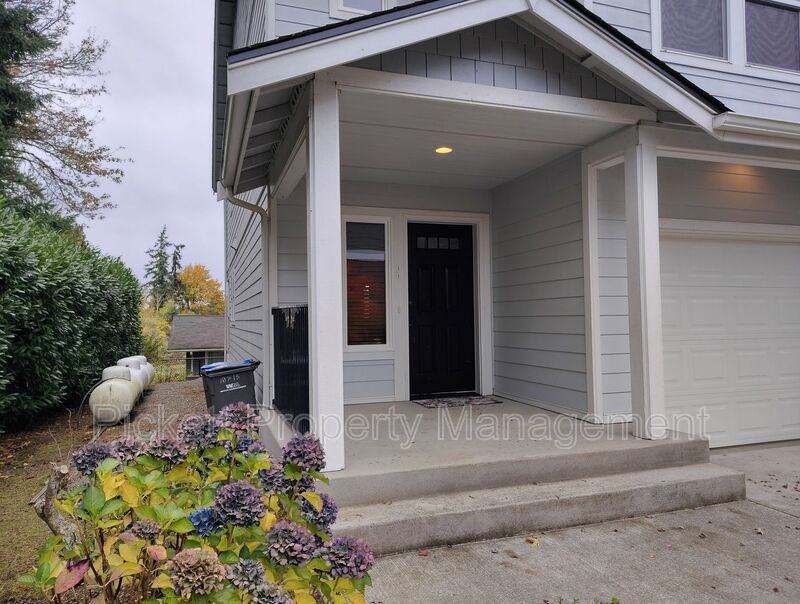 10715 Rhody Way - Photo 3 of 13