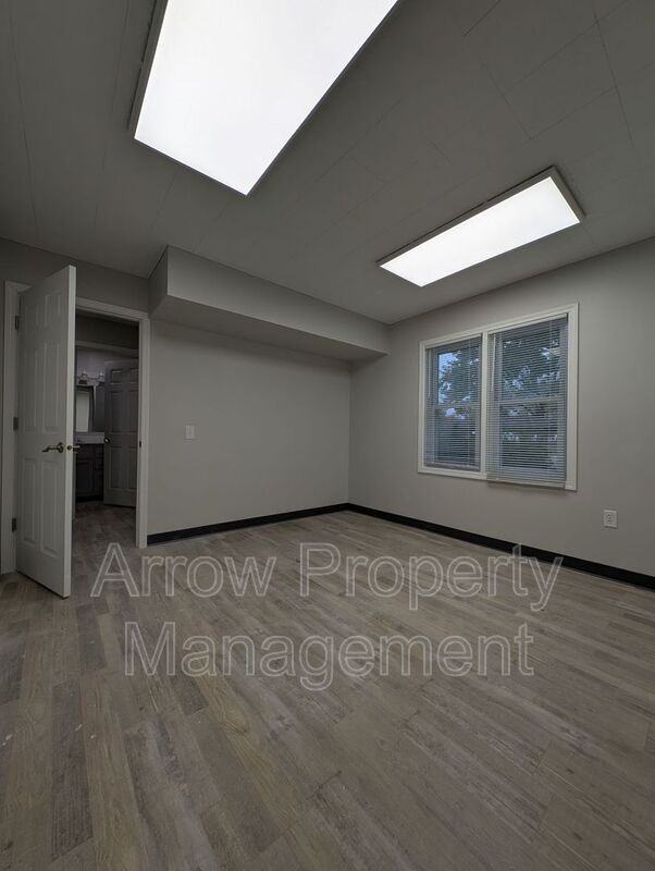 407 H Street #25 - Photo 7 of 9