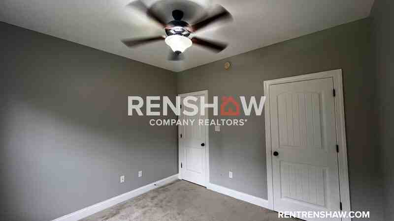 220 Armour Pl - Photo 3 of 19