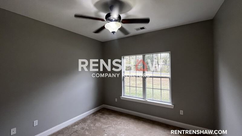 220 Armour Pl - Photo 7 of 19