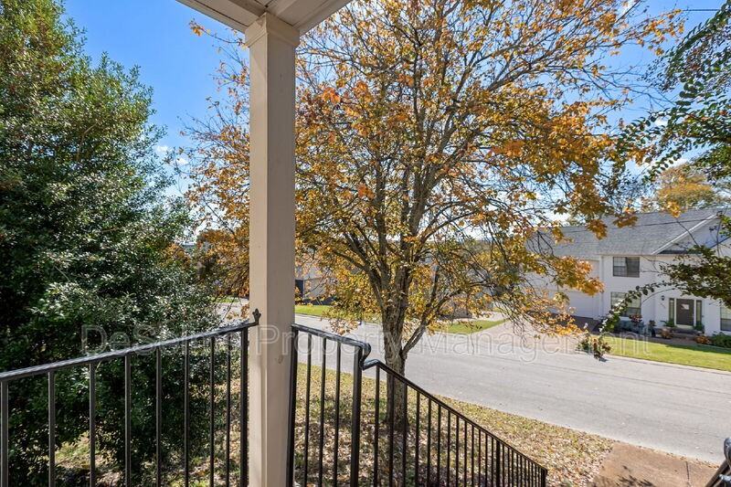 236 Burgandy Hill Rd - Photo 3 of 50