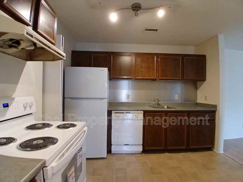 1503 Mill Woods Rd East #12 - Photo 6 of 15